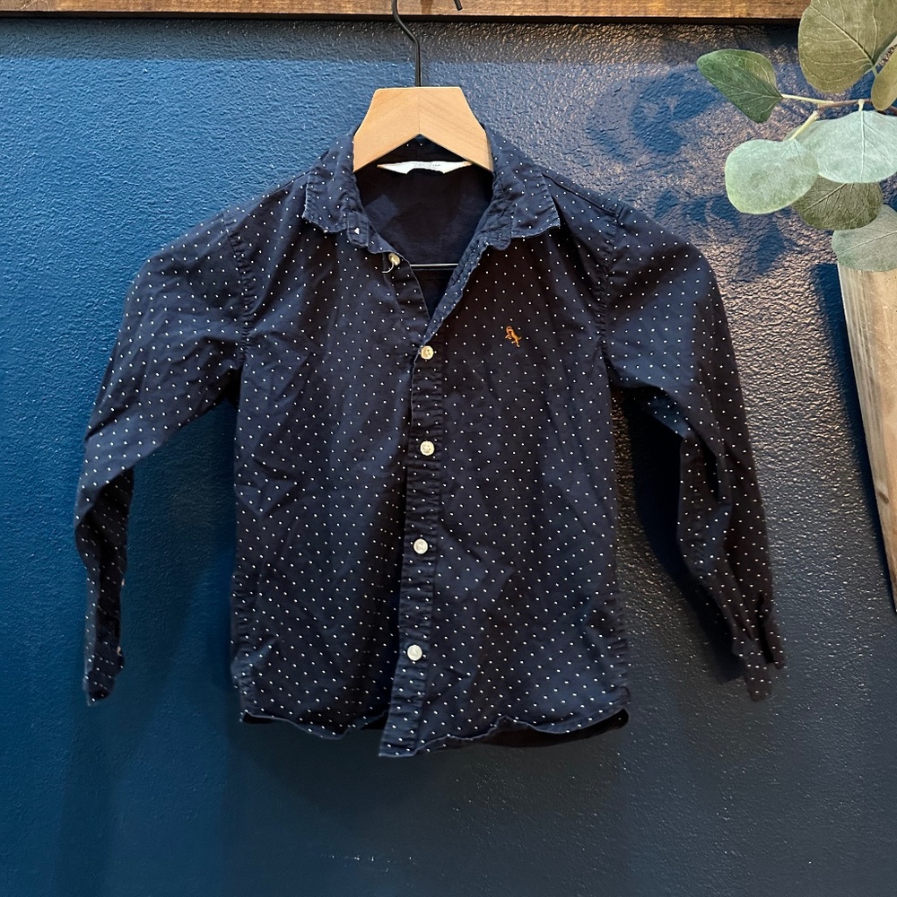 H&M Boys Button Up Dress Shirt (size 6)